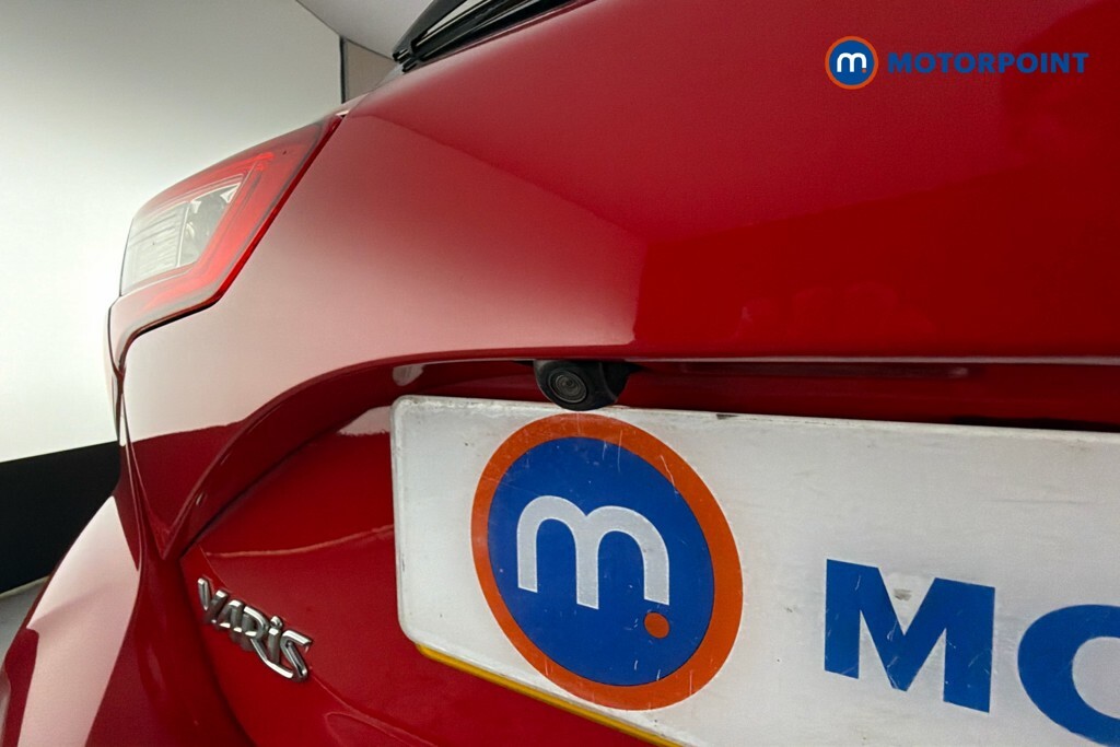 Toyota Yaris 1.5 Vvt-h Design E Cvt White #26