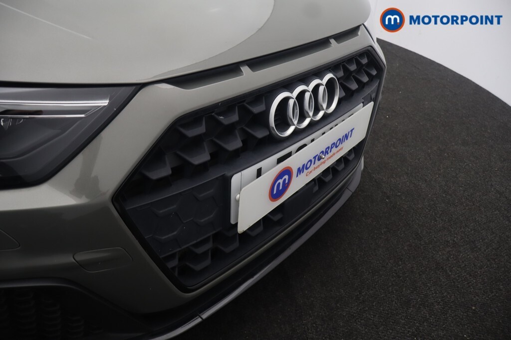 Audi A1 Sportback 1.0 Tfsi Sport 25 95Ps S Tronic White #42