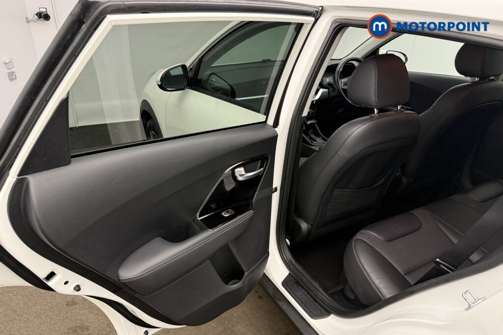 Kia Niro 1.6 Gdi Hybrid 2 Dct Black #26