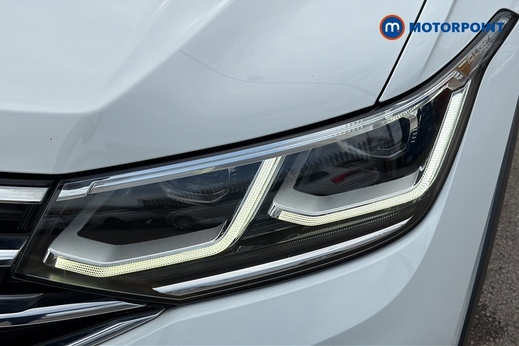 Volkswagen Tiguan 1.5 Tsi 150 Active Dsg Black #35