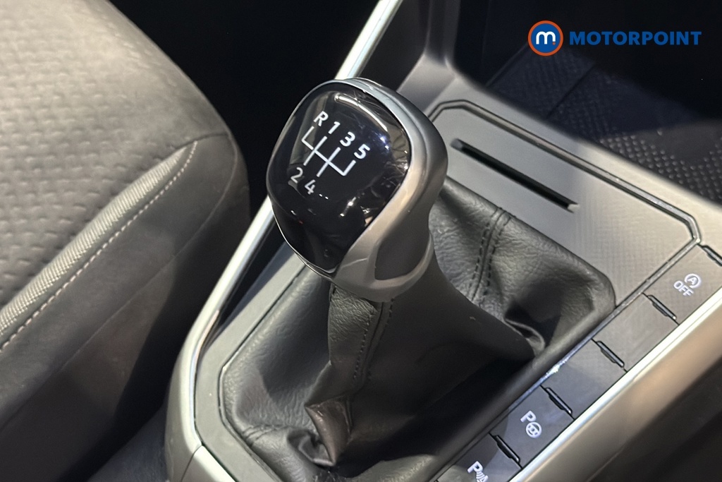 Volkswagen Taigo 1.0 Tsi 110 Style Silver #45