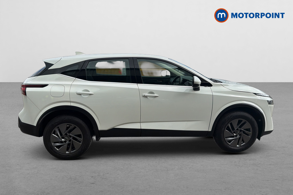 Nissan Qashqai 1.3 Dig-t Mh Acenta Premium White #4