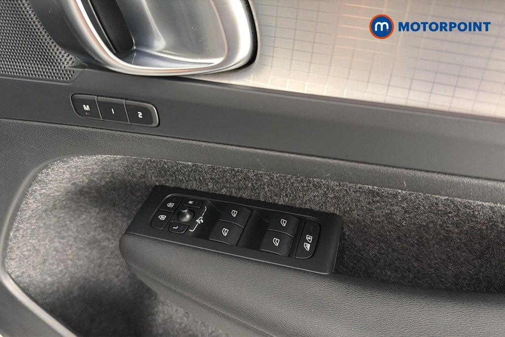 Volvo XC40 1.5 T4 211 Recharge Phev Plus Dark 2Wd Blue #23