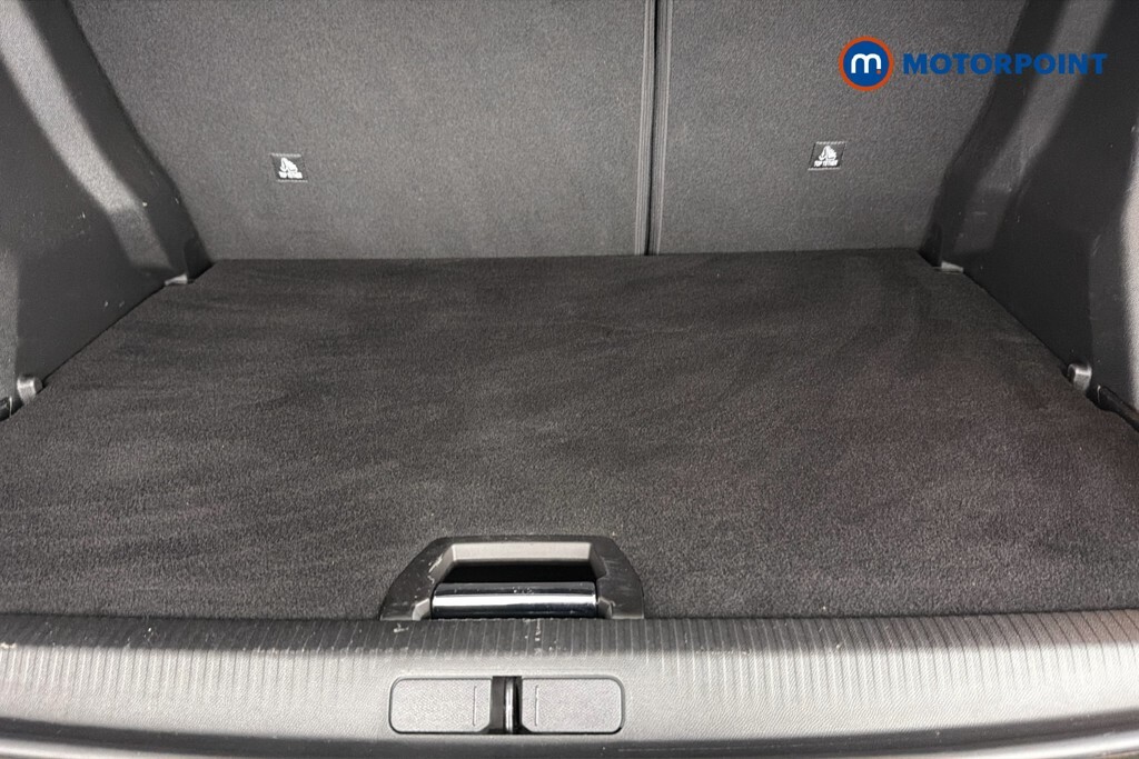 Peugeot 2008 1.2 Puretech 130 Allure Eat8 Grey #29