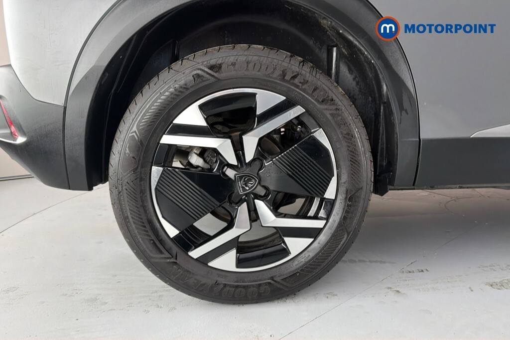 Peugeot 2008 1.2 Puretech 130 Allure Eat8 Grey #41