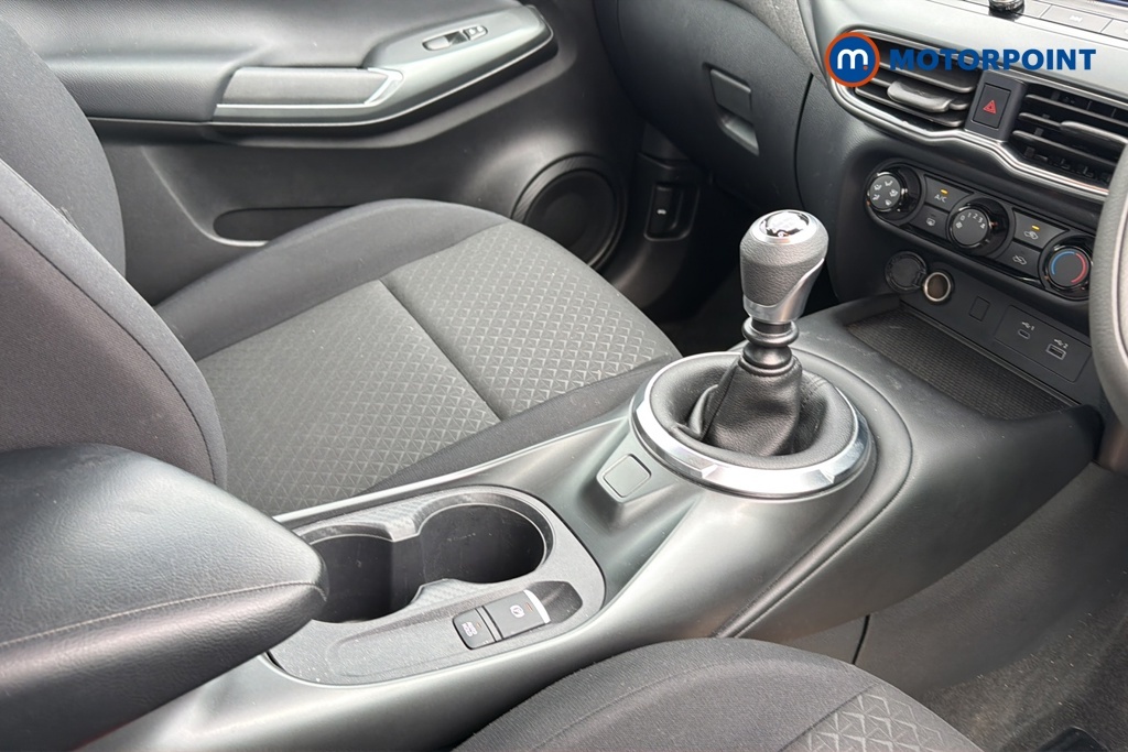 Nissan Juke 1.6 Hybrid N-connecta Blue #17