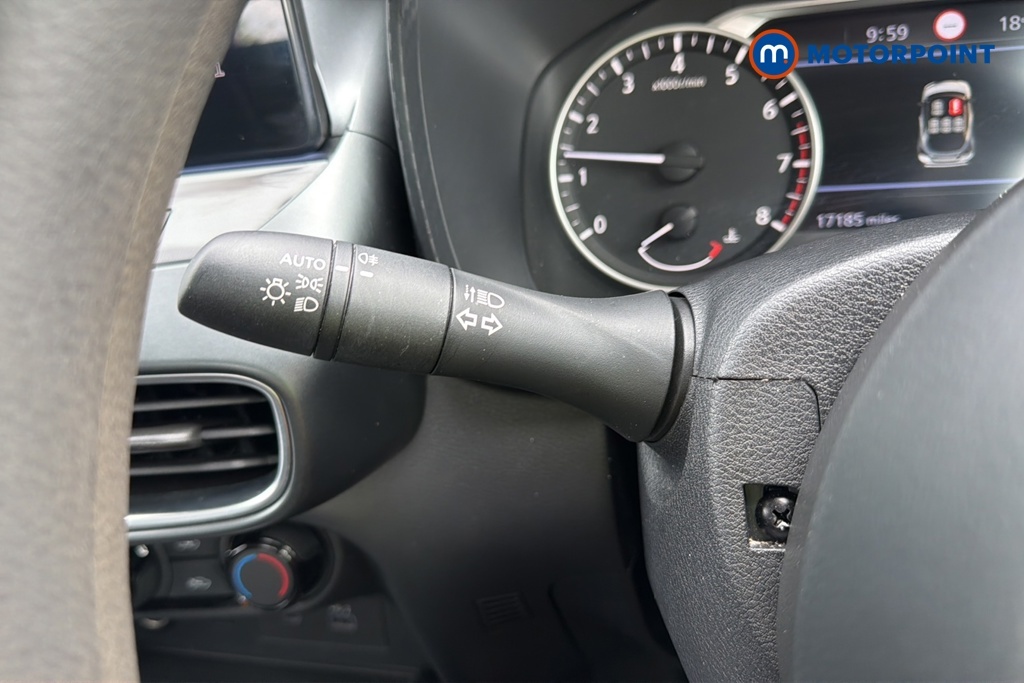 Nissan Juke 1.6 Hybrid N-connecta Blue #12