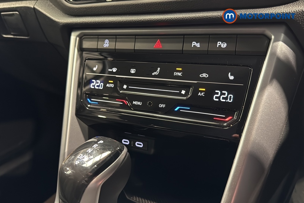 Volkswagen T-Roc 1.5 Tsi R-line Dsg Blue #19