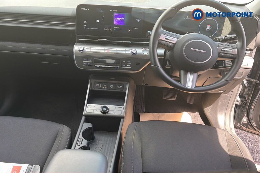 Hyundai Kona 65.4Kwh Advance Grey #9