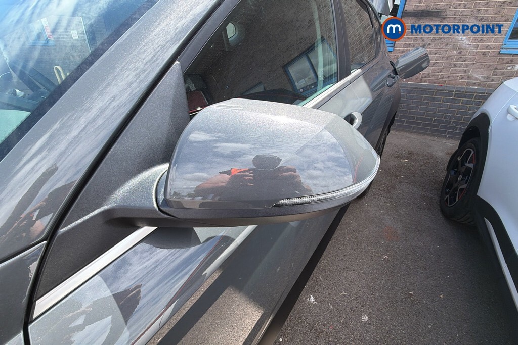 Hyundai Kona 65.4Kwh Advance Grey #26