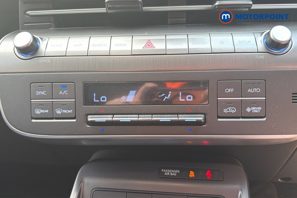 Hyundai Kona 65.4Kwh Advance Grey #14