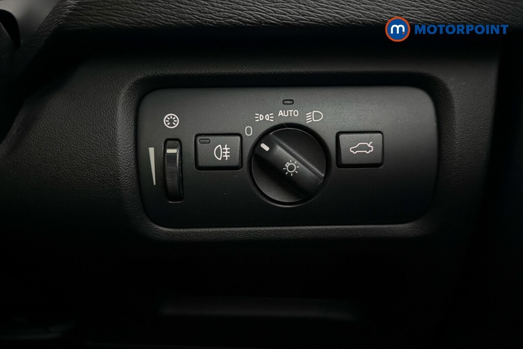Volvo V40 T3 152 Inscription Geartronic Grey #18