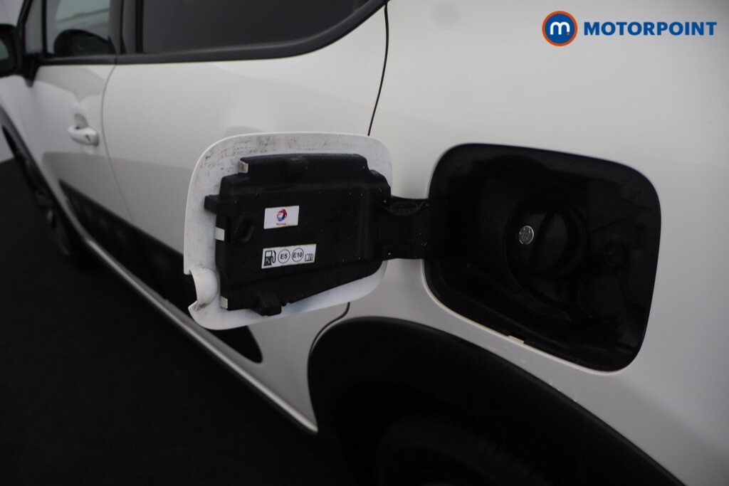 Citroen C3 1.2 Puretech Flair Hatchback Eur White #44