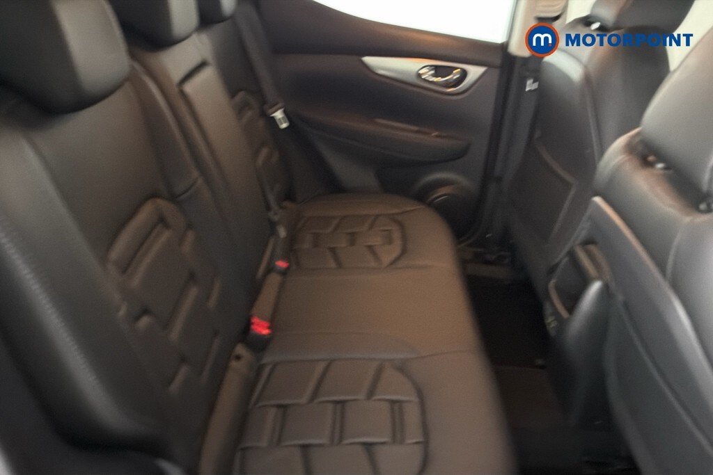 Nissan Qashqai Dig-t Acenta Premium Black #30