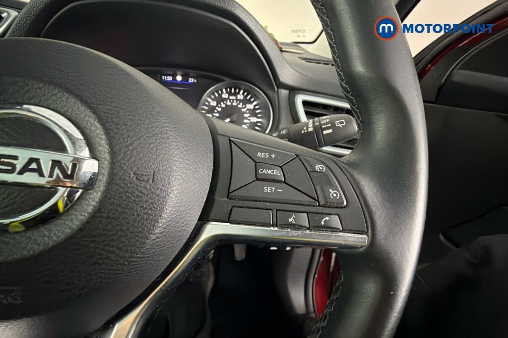 Nissan Qashqai Dig-t Acenta Premium Black #12