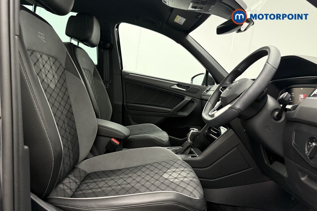 Volkswagen Tiguan 1.5 Tsi 150 Life Dsg Black #16