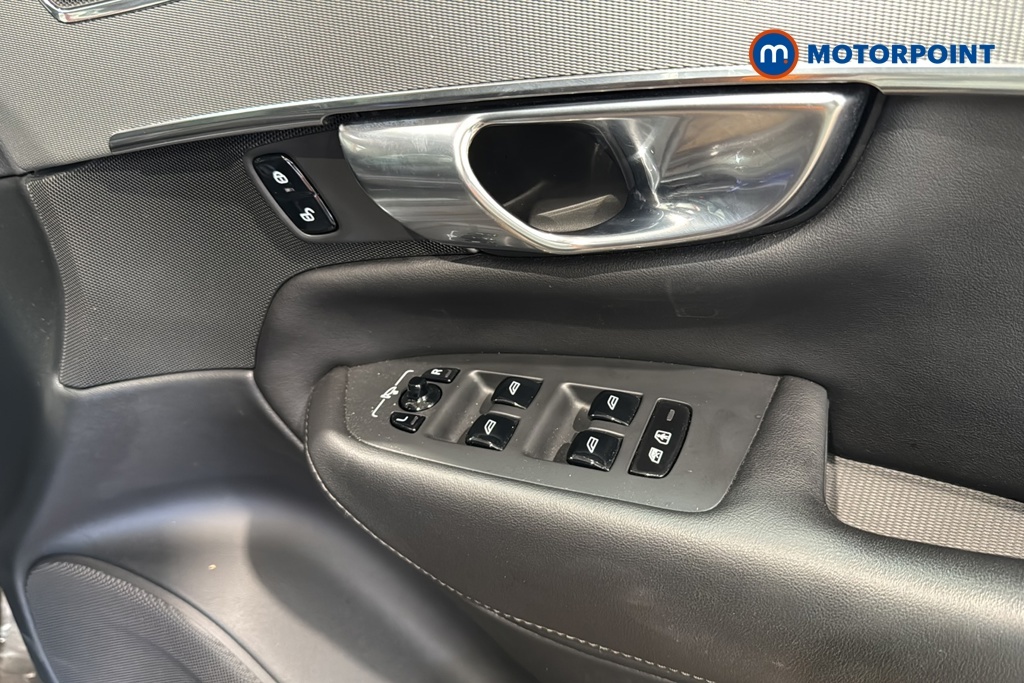 Volvo XC90 2.0 B5d 235 R Design Awd Geartronic Black #25