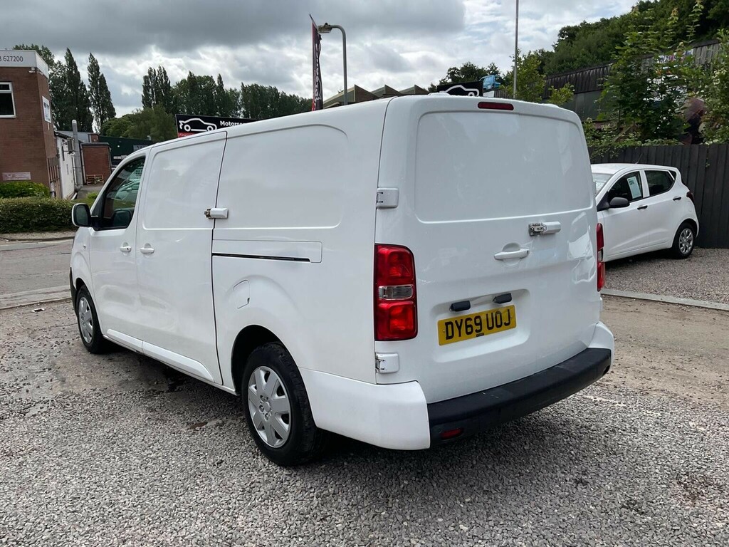 Vauxhall Vivaro 1.5 Turbo D 2900 Sportive L2 H1 Euro 6 S S White #4