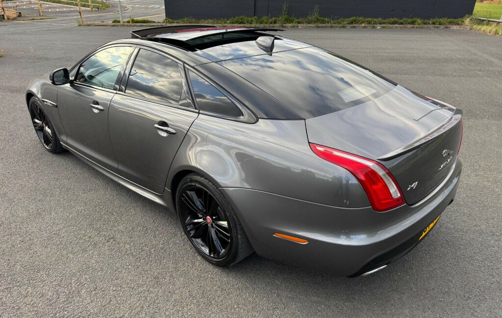 Jaguar XJ 2017 Xjl 3.0D V6 Portfolio Saloon Silver #49