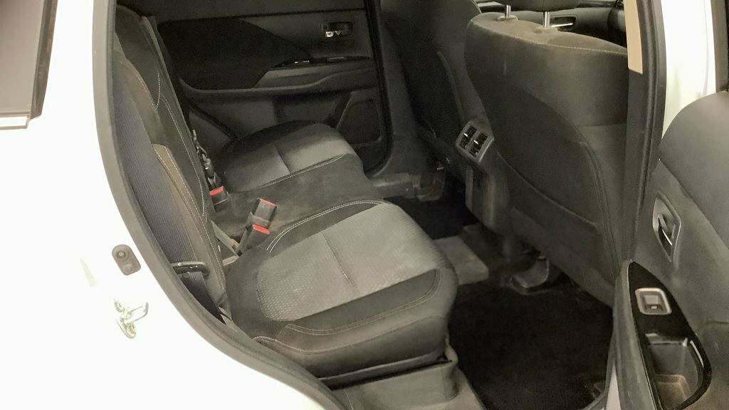 Mitsubishi Outlander 2.0 Mivec Design Cvt 4Wd Euro 6 Ss Black #9