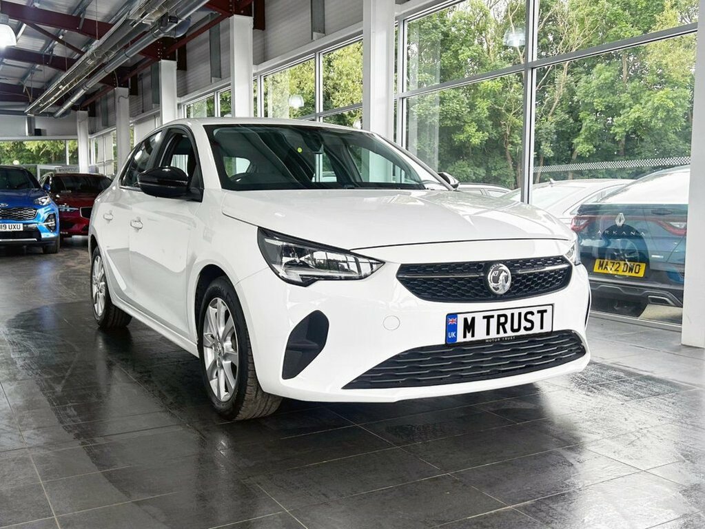 Vauxhall Corsa 1.2L Design DP72AAE White #2