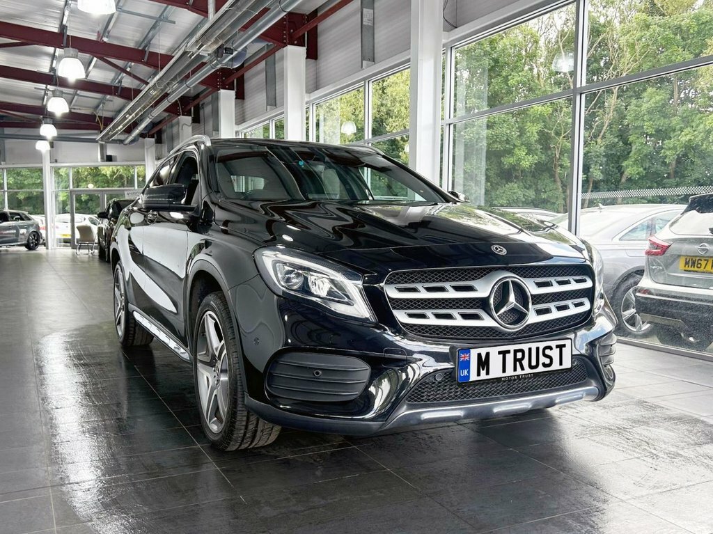 Mercedes-Benz GLA Class 1.6L Amg Line EA68OXW Black #2