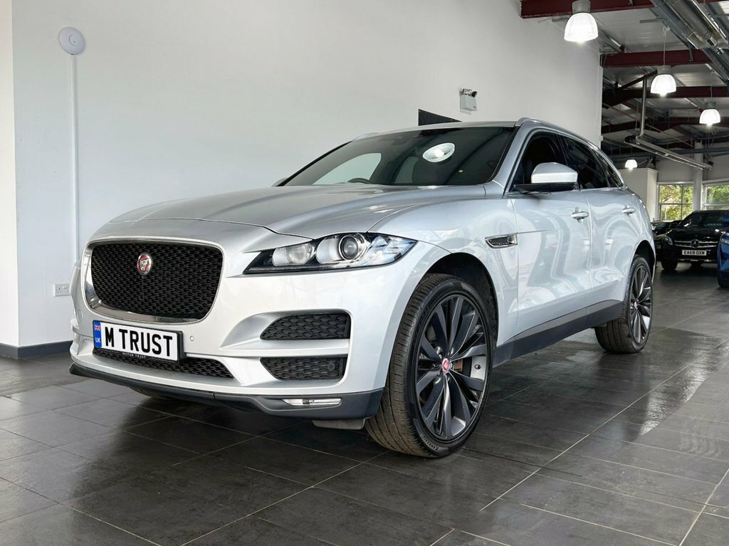 Jaguar F-Pace 2L Prestige MM68SZD Silver #5