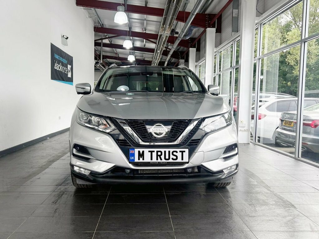 Nissan Qashqai 1.2L N-connecta Silver #3