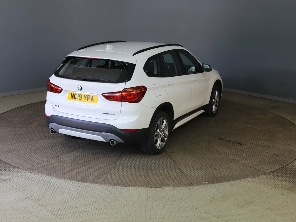 BMW X1 2L Sport White #6