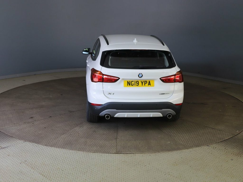 BMW X1 2L Sport White #4