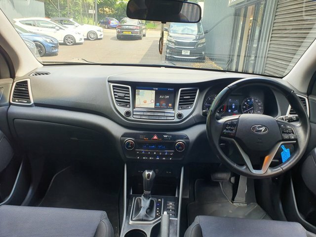 Hyundai Tucson 1.7 Crdi Blue Drive Se Nav Suv Dct Euro MT18PPO Grey #2