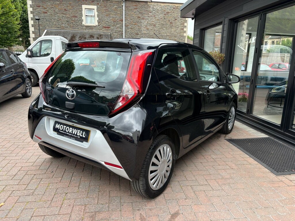 Toyota Aygo Hatchback Black #5