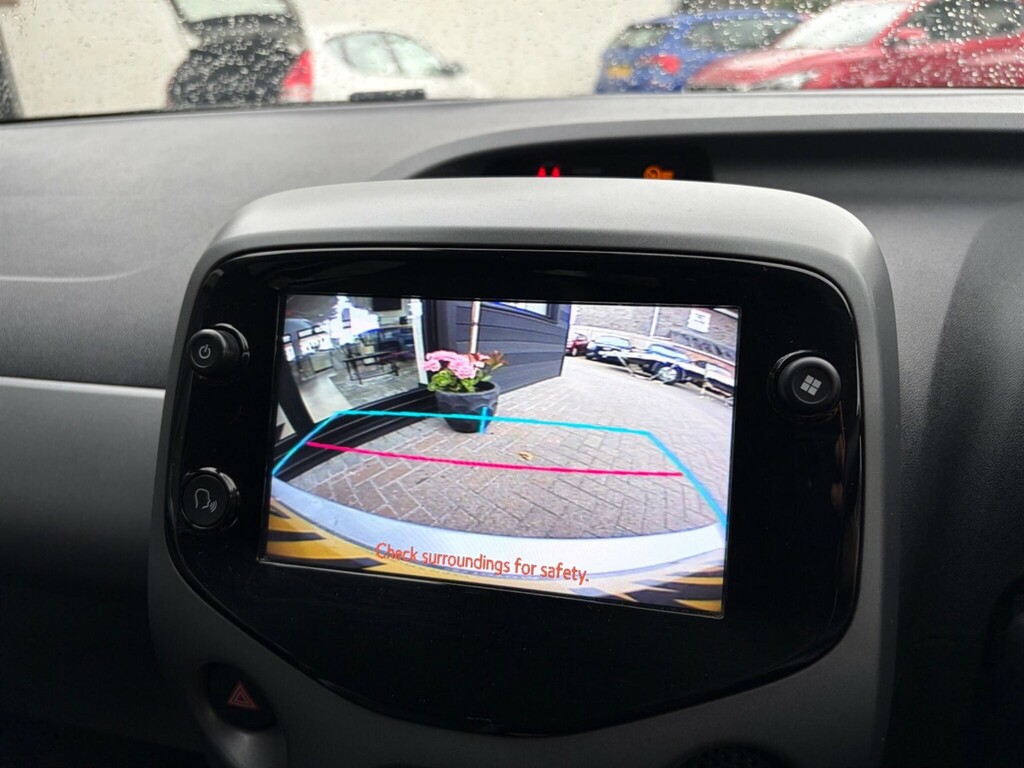 Toyota Aygo Petrol Gold #15