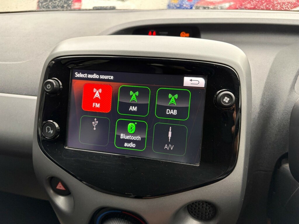 Toyota Aygo Petrol Gold #14
