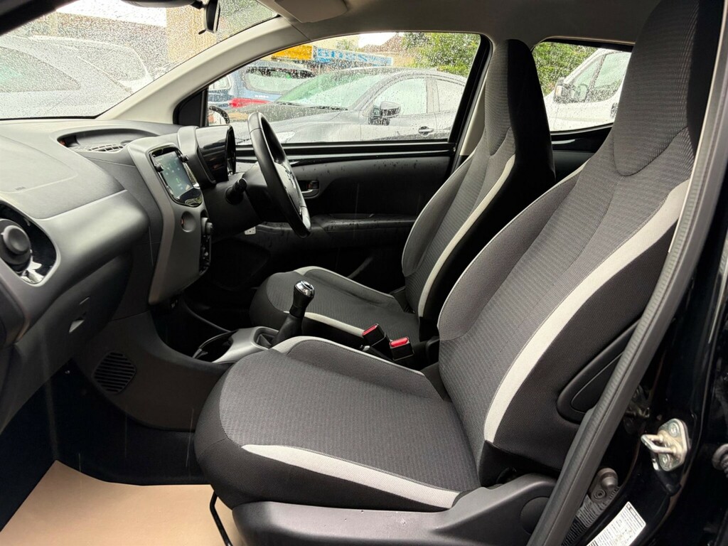 Toyota Aygo Petrol Gold #22