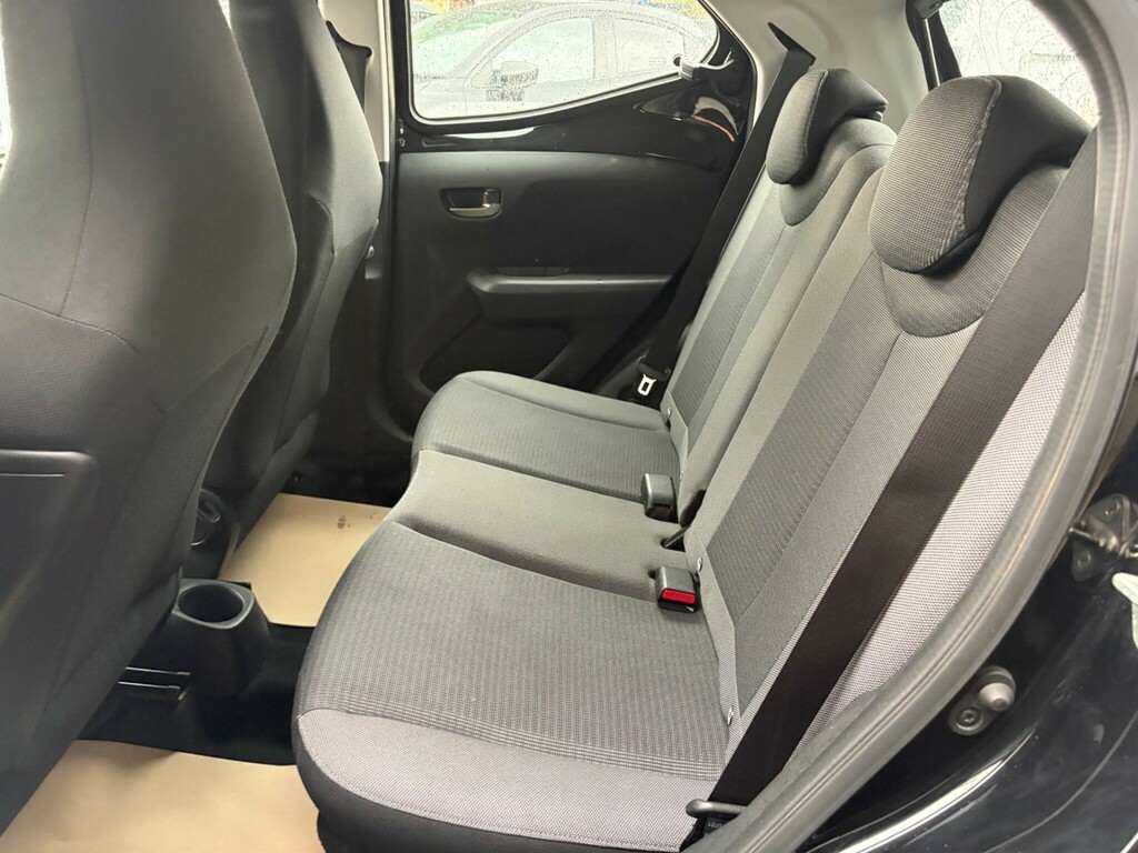 Toyota Aygo Petrol Gold #24