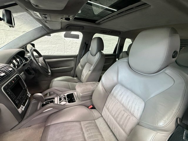 Porsche Cayenne 4.8 Gts Suv Tiptronic S Awd 332 G Km 4 Black #2