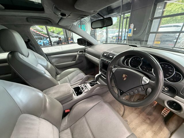 Porsche Cayenne 4.8 Gts Suv Tiptronic S Awd 332 G Km 4 Black #4