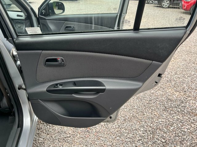 Kia RIO 1.4 Domino Hatchback 139 G Km 9 Black #27