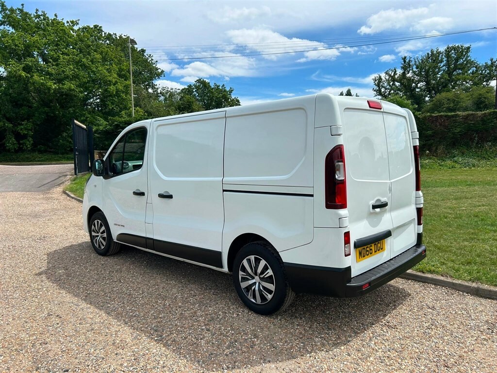 Renault Trafic 1.6 L 1.6 Dci Energy 27 Business Swb Standard Roo White #4