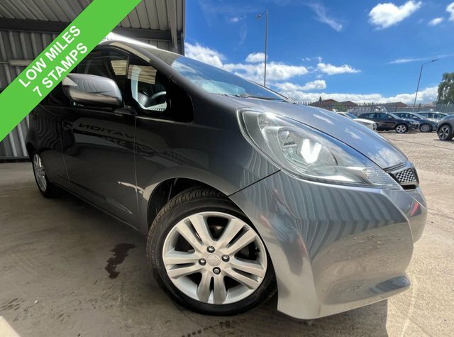 Honda Jazz 1.4 I-vtec Es Plus T Hatchback Cvt Euro YH14DLZ Grey #2