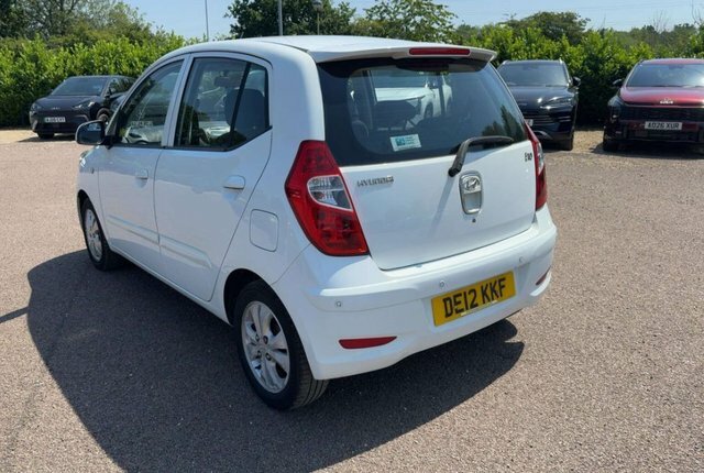Hyundai I10 1.2 Classic Euro 5 Red #2