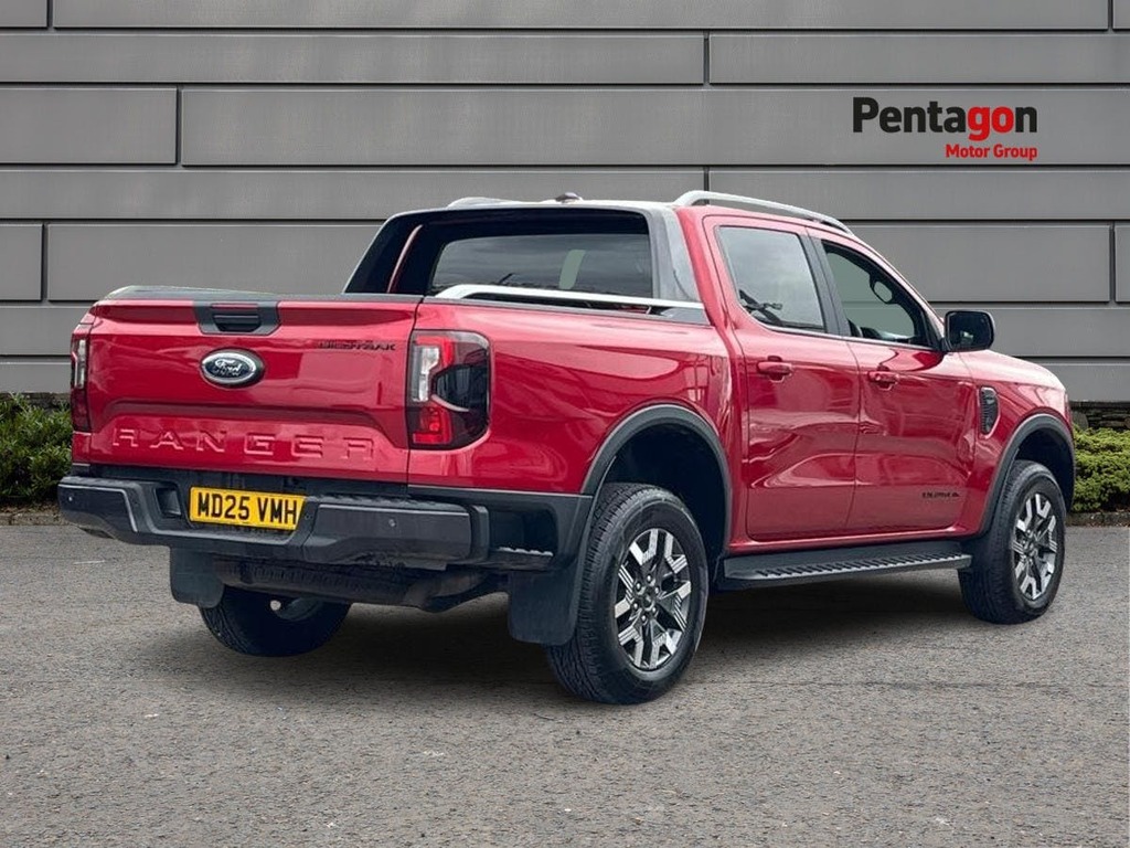 Ford Ranger 2.3 Ecoboost 11.8Kwh Wildtrak Pickup Double Cab Red #4
