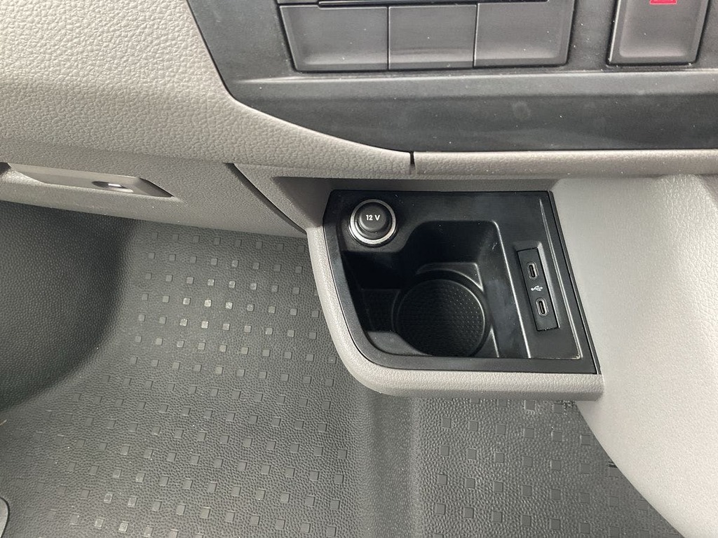 Volkswagen Transporter 2.0 Tdi 150 Highline Kombi Van  #32