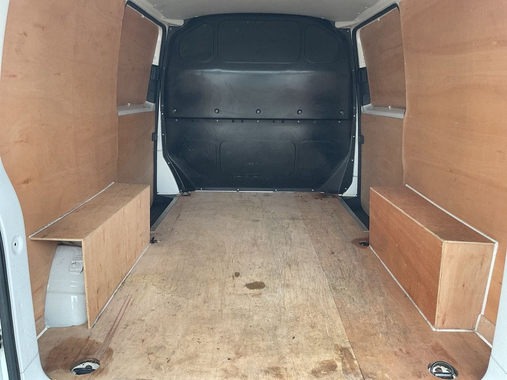 Volkswagen Transporter 2.0 Tdi 150 Highline Kombi Van  #10