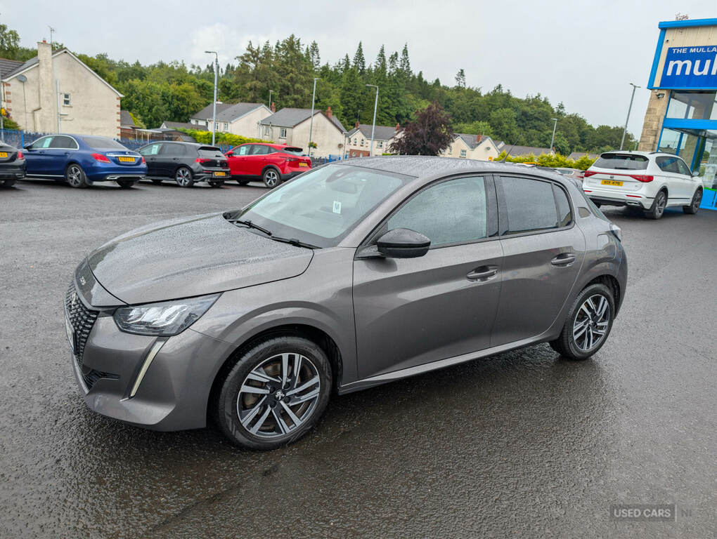 Peugeot 208 1.5 Bluehdi 100 Allure Premium LS22GGK Grey #3