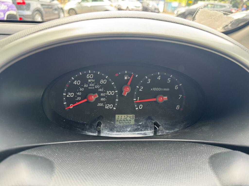 Nissan Micra Hatchback 1.2 16V S 200555 Red #17