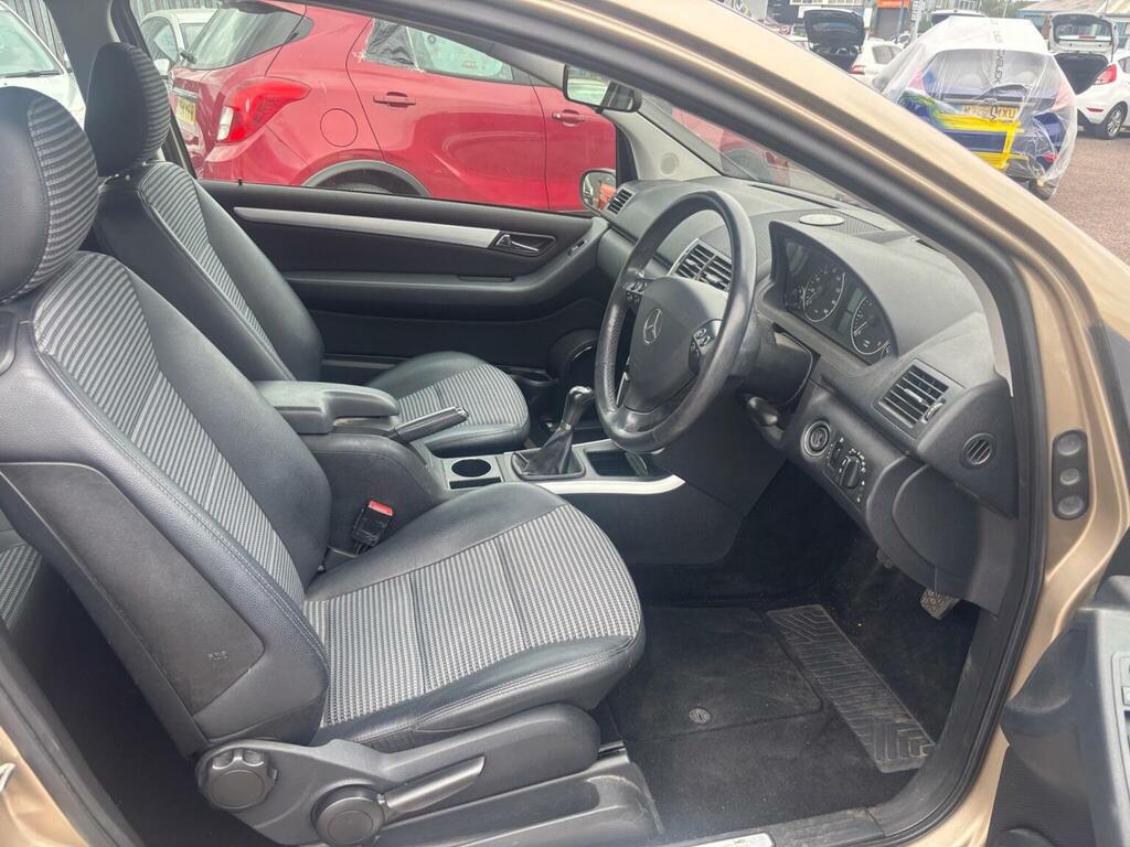 Mercedes-Benz A Class A180 Cdi Avantgarde Se 5-Door Black #9