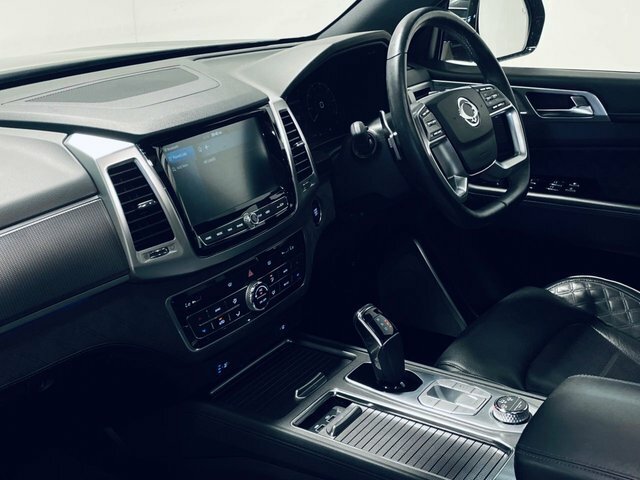 SsangYong Rexton Ultimate Plus Suv Grey #4