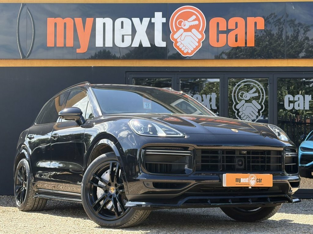 Porsche Cayenne 4L Turbo Black